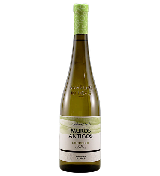Muros Antigos Loureiro, Anselmo Mendes