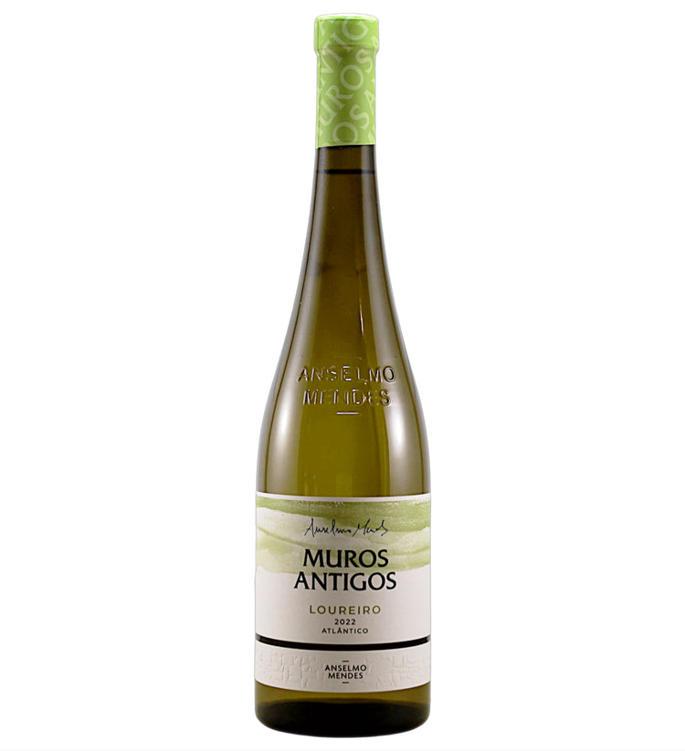 Muros Antigos Loureiro, Anselmo Mendes