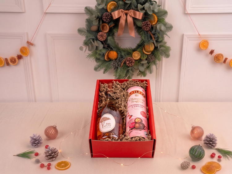 The Rosé & Crystal Celebration Hamper