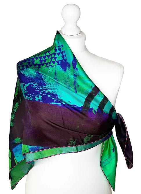 100% Silk Square